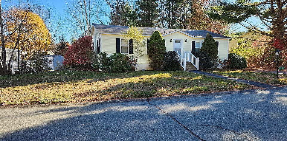 1st image of 12 Mountain Ash Dr