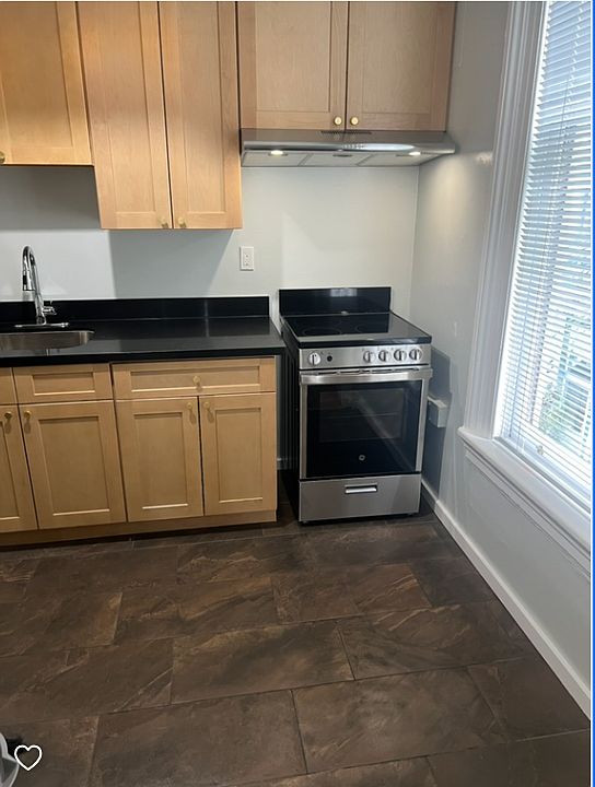 1st image of 70 Liberty St APT 4
