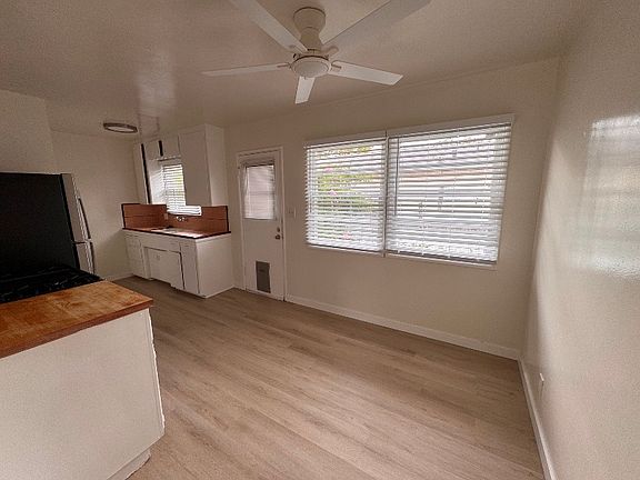 3rd image of 24707 Cypress St