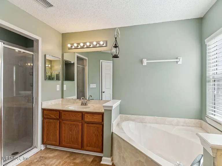 14018 Fish Eagle Dr E — Photo 33