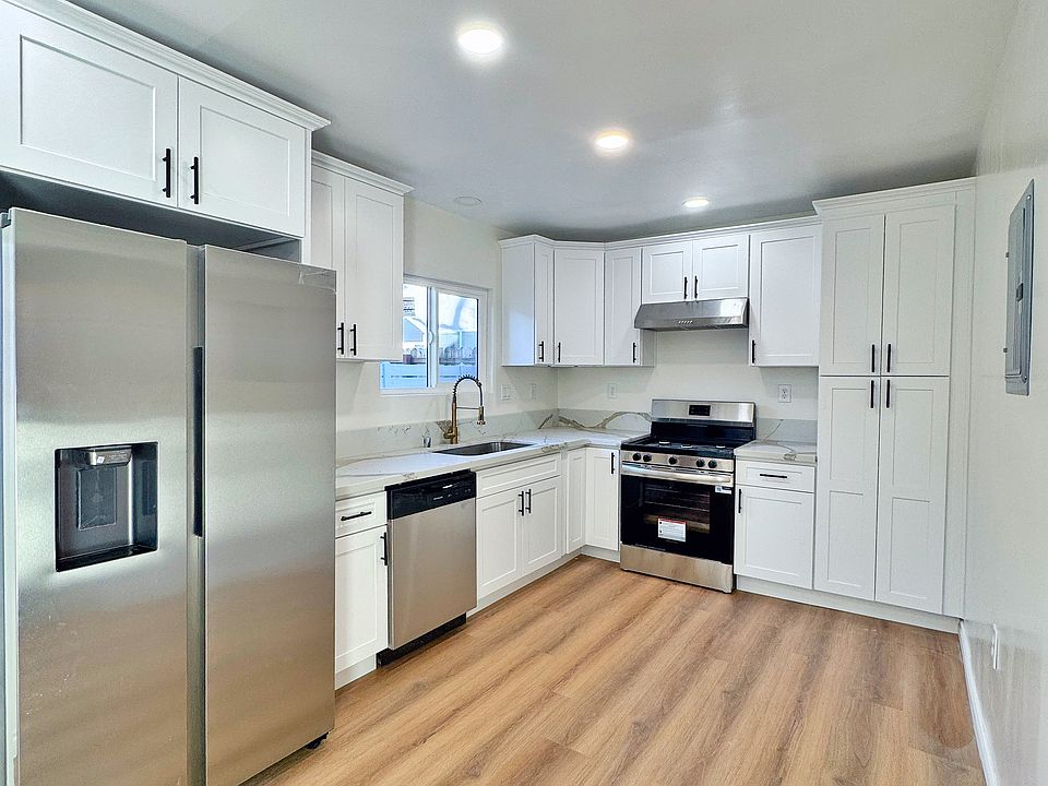 1st image of 231 Vista Ave #1/2