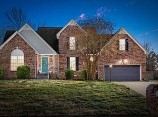 3432 Eastwood Dr, Clarksville, TN 37043
