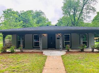 232 5th St SW, Paris, TX 75460