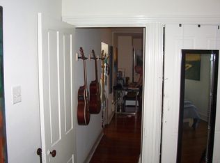 25 York Rd APT 9, Willow Grove, PA 19090