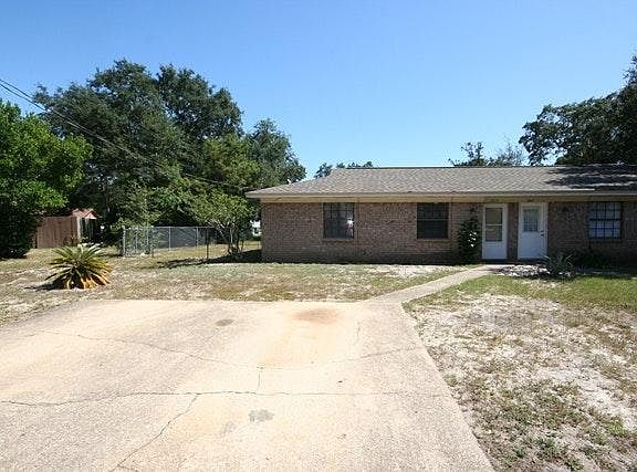2nd image of 2873 Villa Woods Cir