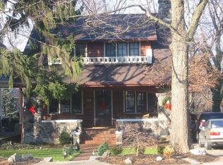 115 E Schantz Ave, Oakwood, OH 45409