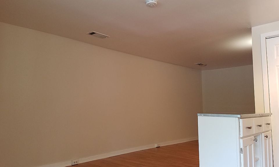 2nd image of 9810 Hellingly Pl