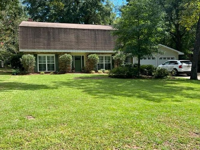 1st image of 3806 Quail Creek Dr