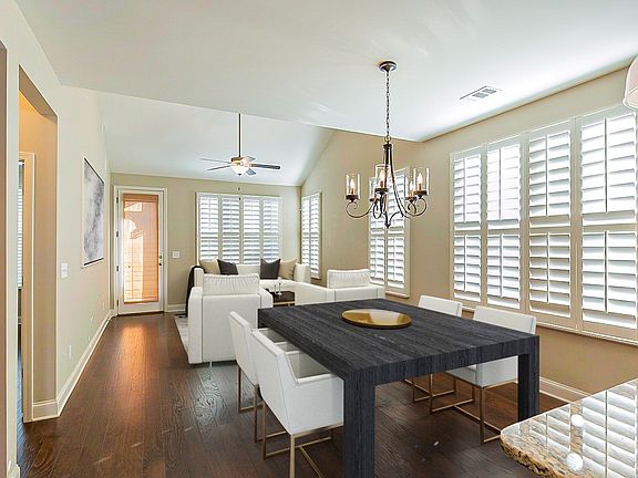 2nd image of 2060 Bungalow Dr