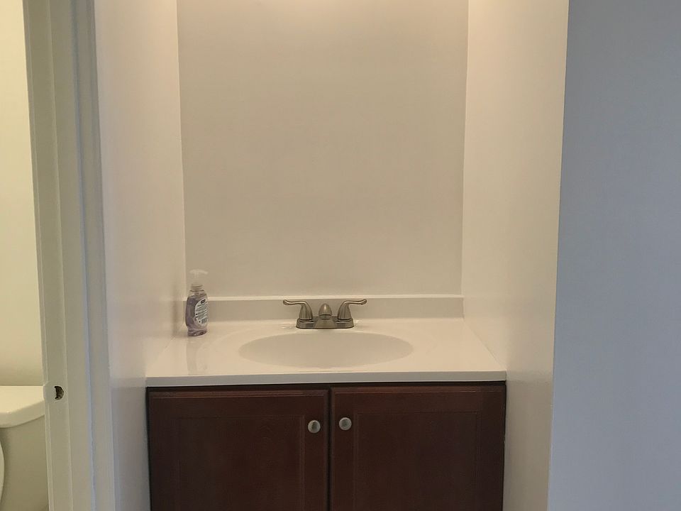 1st image of 7996 Audubon Ave APT 103