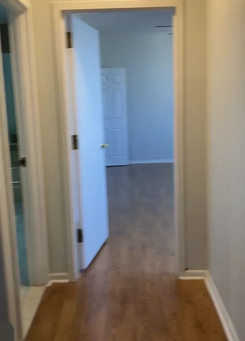 1 bed, 900 sqft, $2,550 — Photo 3