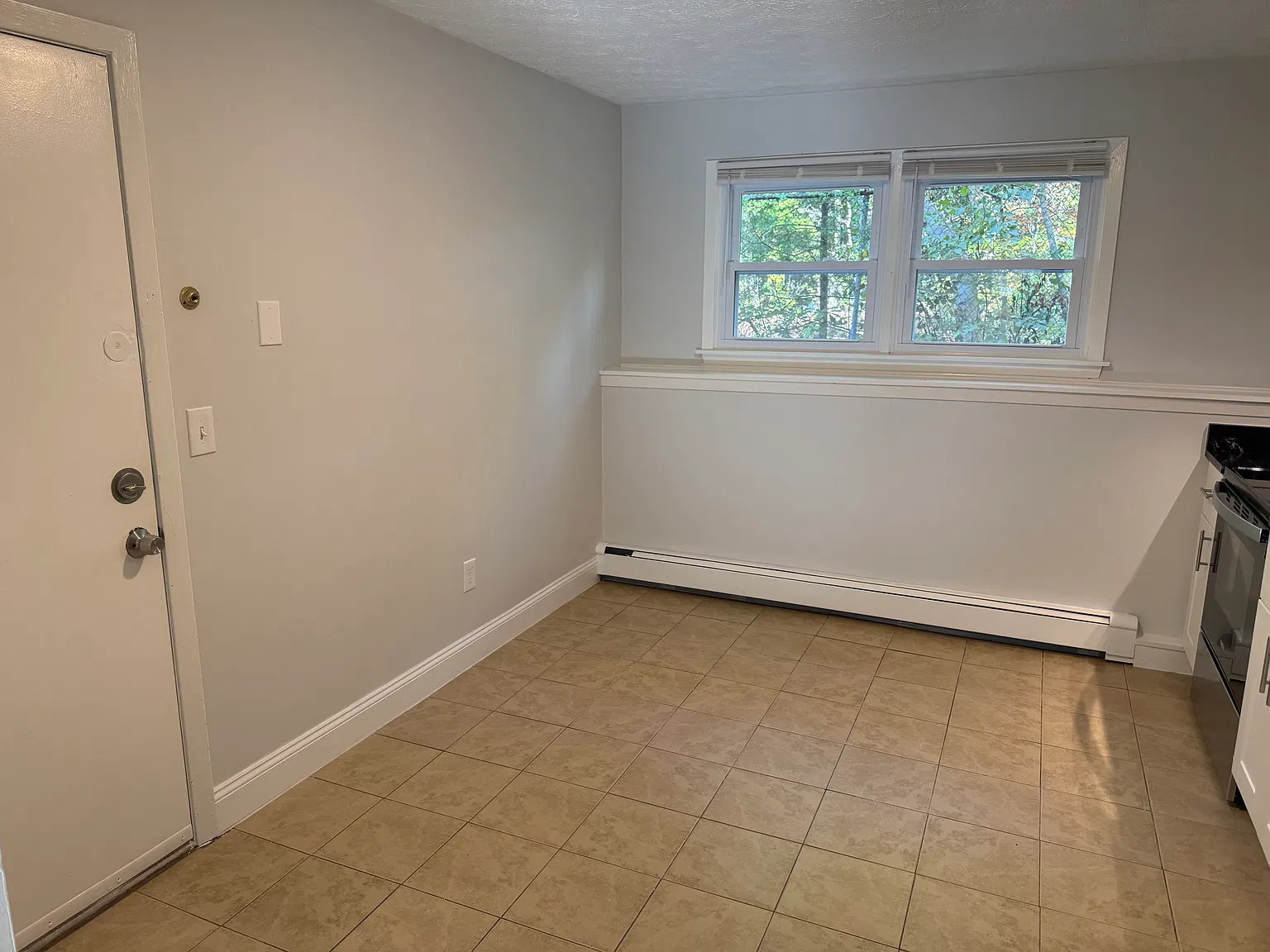 2 bed, $1,825 — Photo 3