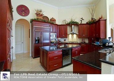 5th image of 7209 NW 127th Way