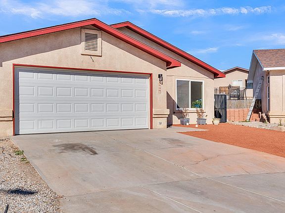 3rd image of 7823 Desert Springs Ct SW