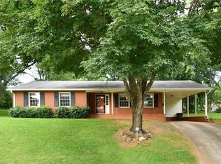 1321 Campus Ct, Winston Salem, NC 27127