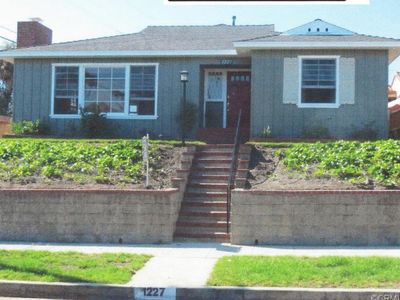 1227 W 10th St, San Pedro, CA, 90731