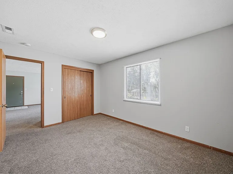 2612 J St #3 — Photo 8