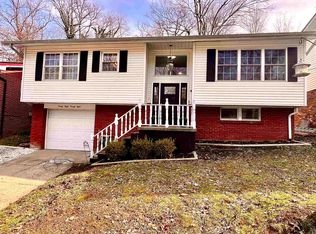 2828 Saltwell Rd, Huntington, WV 25705