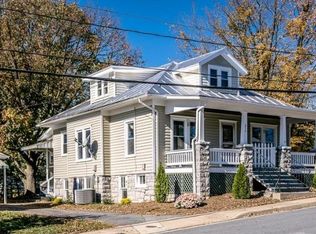 859 Collicello St, Harrisonburg, VA 22802