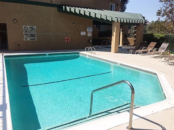 5th image of 3001 La Paz Ln Unit A
