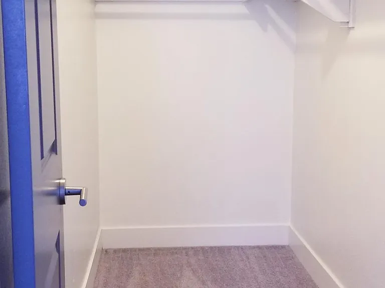 7572 Magnolia Ave — Photo 9