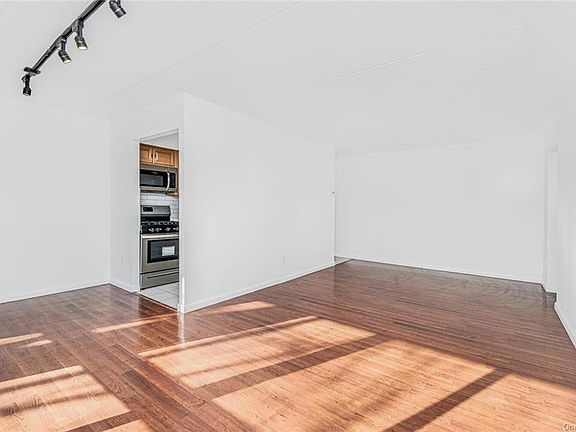 4th image of 399 N Broadway APT 2K