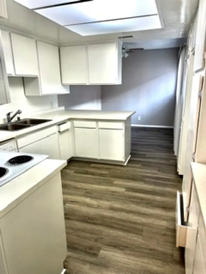 148 Arcadia Paseo — Photo 1