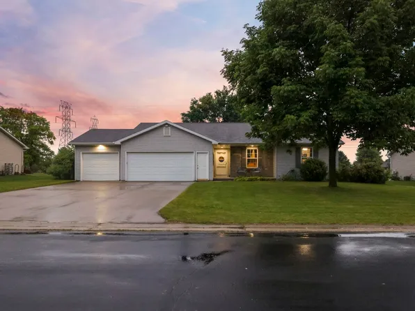 W5355 Linden Hill Dr, Appleton, WI 54915