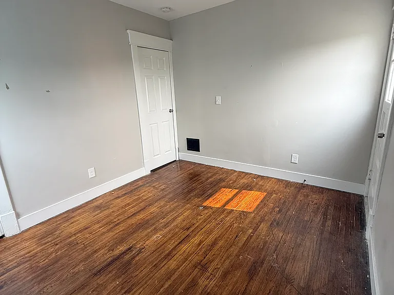 236 Lovering Ave — Photo 13