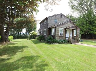 35 Bryer Ave, Jamestown, RI 02835