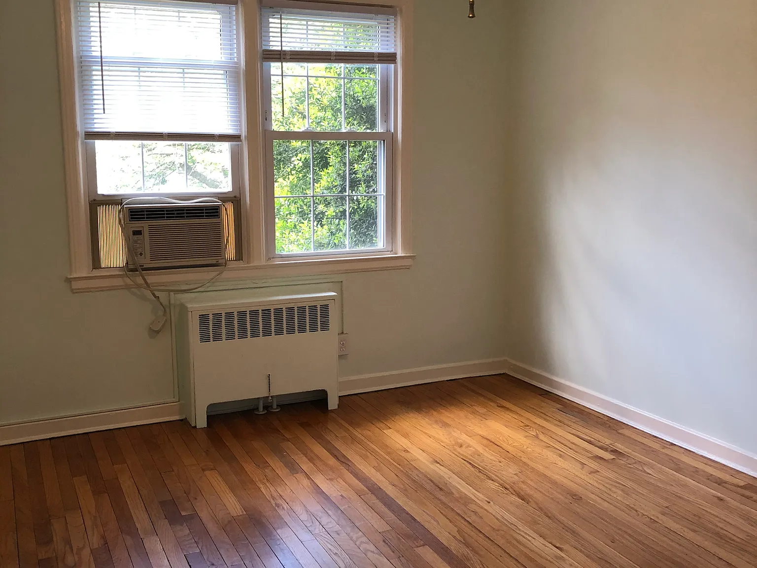 2 bed, 860 sqft, $2,200 — Photo 4