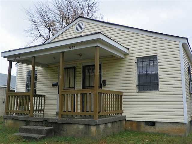 1st image of 1088 N Claybrook St