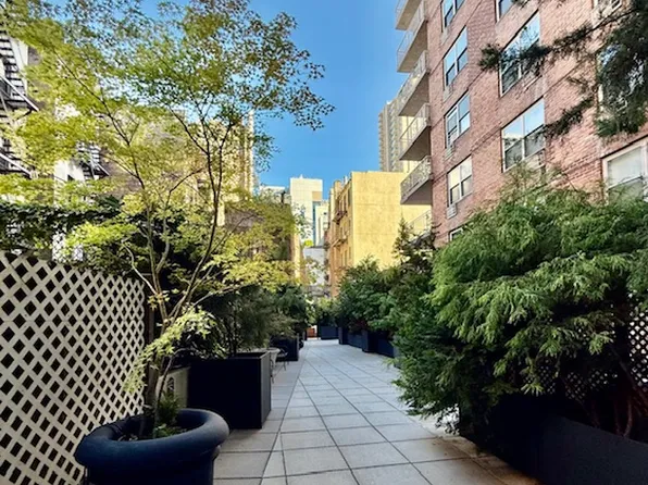 401 East 74th Street image 19 of 20