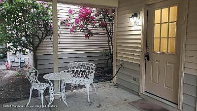 5th image of 506 Daffodil Dr