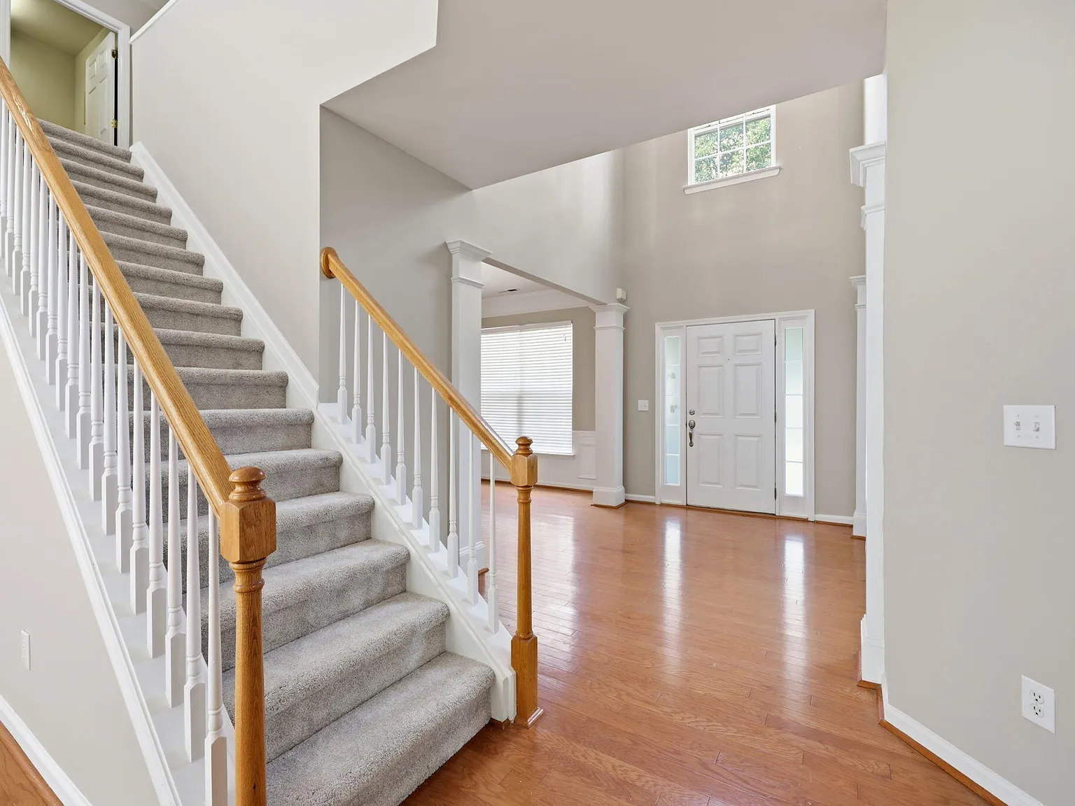 4 bed, 2.5 bath, 2524 sqft, $2,575 — Photo 4