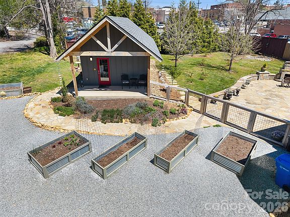 5th image of 60 W Morgan St