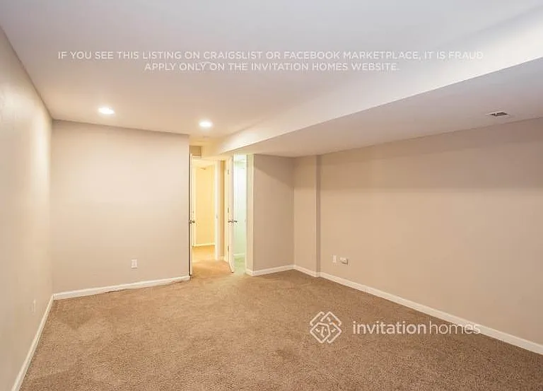 9829 Kenton Cir — Photo 11