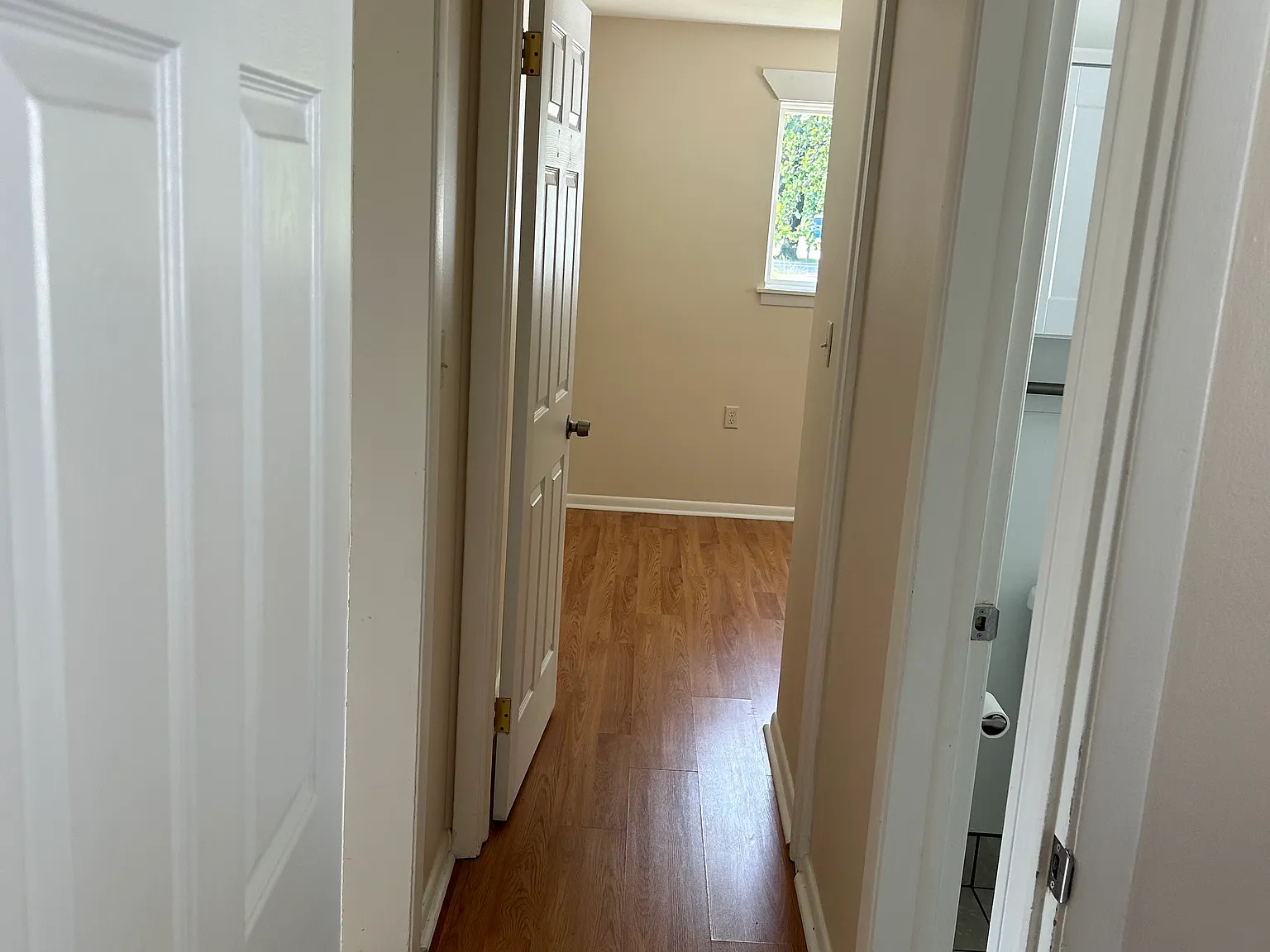 2 bed, 980 sqft, $1,200 — Photo 3