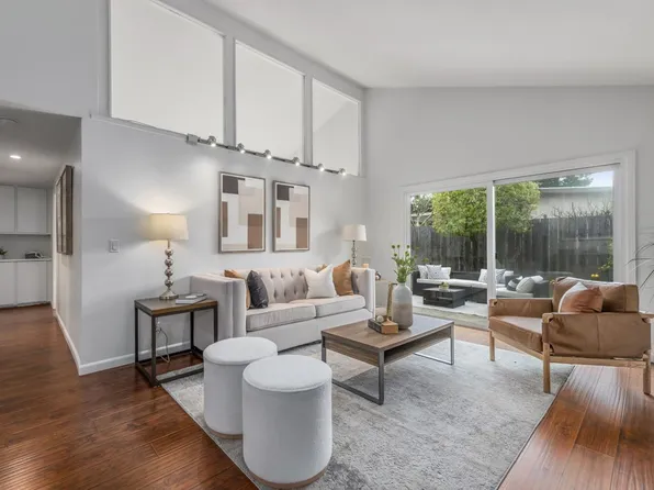 19318 Greenwood Cir, Cupertino, CA 95014