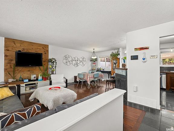 3rd image of 3075 Sherman DRIVE