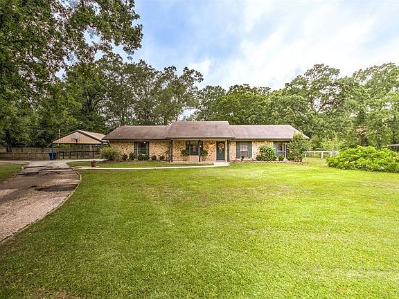 2nd image of 107 Lancewood Cir