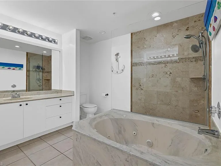 14817 Laguna Dr #203 — Photo 16