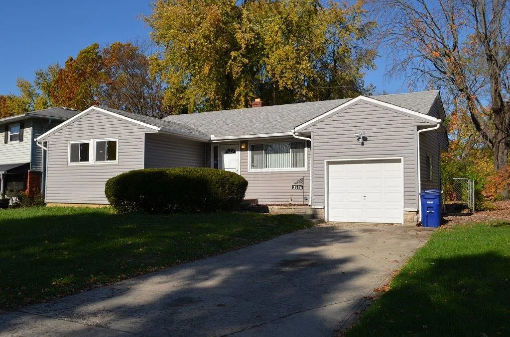 3586 Liv Moor Dr photo 1