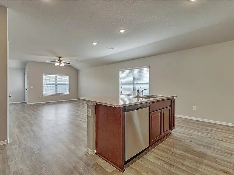 1854 Brushy Cedar Dr — Photo 14