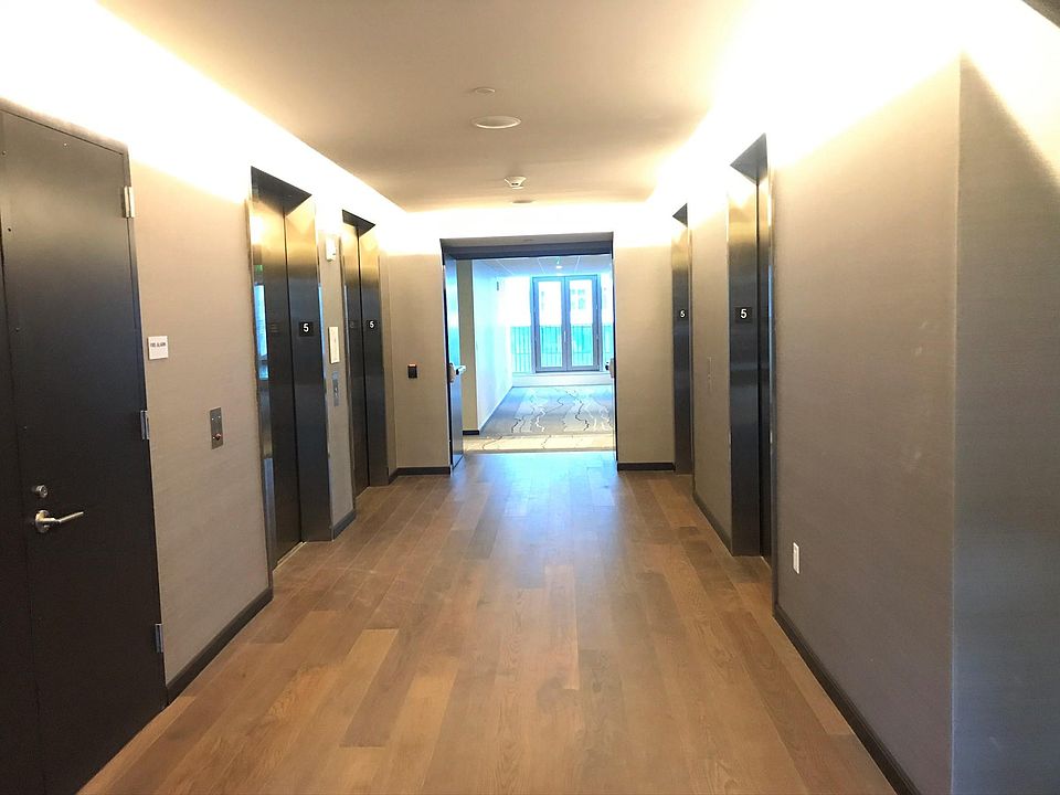 Elevator bay