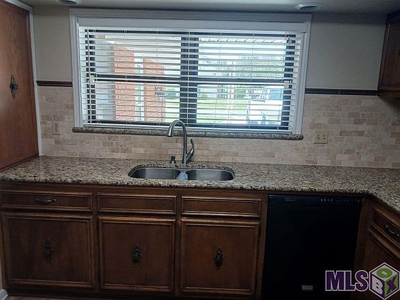 5th image of 114 Crescent Place Dr