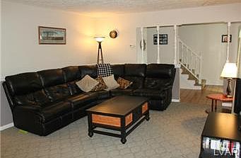 4th image of 331 Columbus St