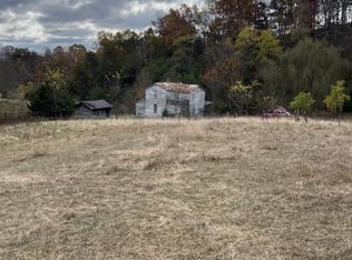 307 Earl Barr Ln, Moorefield, WV 26836