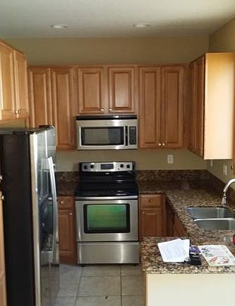 3rd image of 21007 NW 14th Pl #1