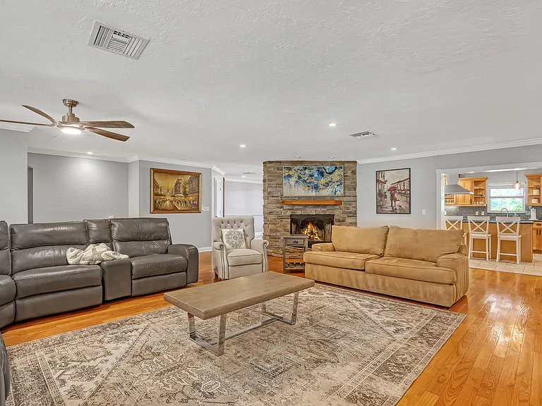 10780 Anderson Ln — Photo 19